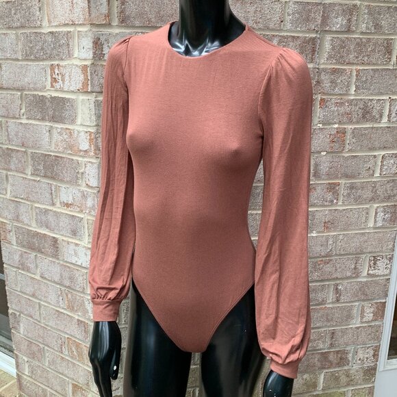 Lulus Long Sleeve Bodysuit Top Sz S  NWT - Picture 2 of 14